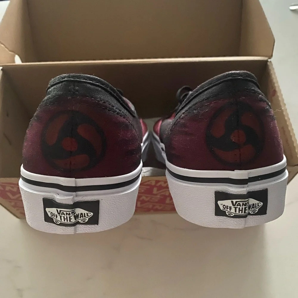 NWT Custom hand painted Vans shoes - Picture 5 of 12